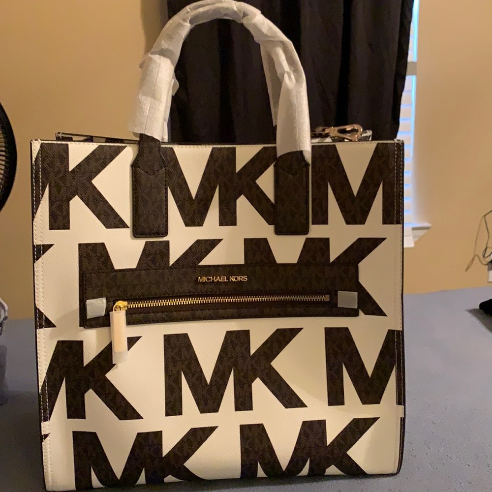 Michael Kor purse